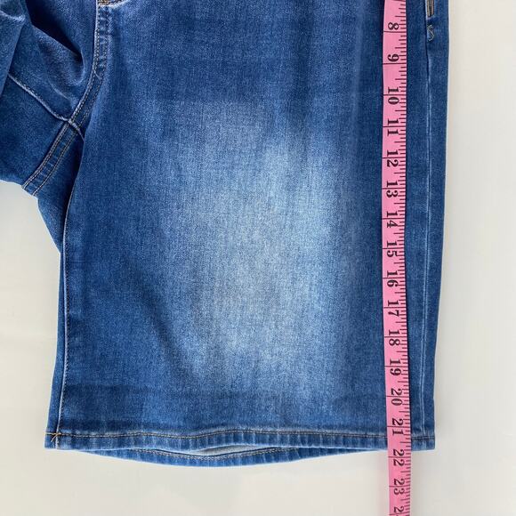 Soft‎ Surroundings Ultimate Denim Pull On Shorts Women 1X Blue Comfort Waist NWT - Picture 10 of 10